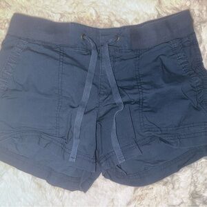 Women’s a.n.a. Navy shorts, size 2